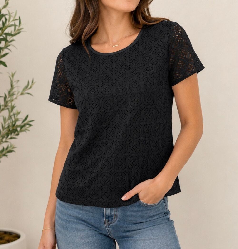 NWT Market & Spruce Black Geometric Crochet Lace Top M